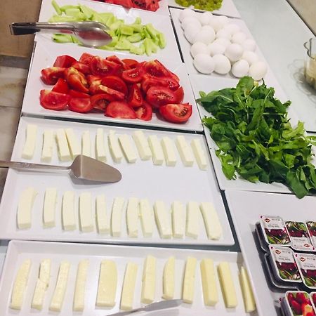 מרסין Derya Hotel מראה חיצוני תמונה